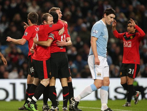 西蒙尼：我们一直在练定位球；现在不考虑前八只考虑奥维耶多（西蒙尼：定位球训练一直进行；暂不谈前八，只专注奥维耶多）