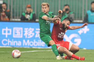 拉波尔特：C罗是个训练狂总喜欢加练；适应沙特生活是难一些（拉波尔特称C罗为训练狂人，总爱额外加练；坦言适应沙特生活有些困难）