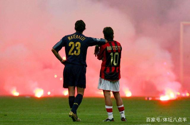 赵佳楠：我们拥有全世界最好的球迷，非常感谢大连球迷的支持（赵佳楠：我们的球迷是世界顶级，感谢大连球迷的一路支持）