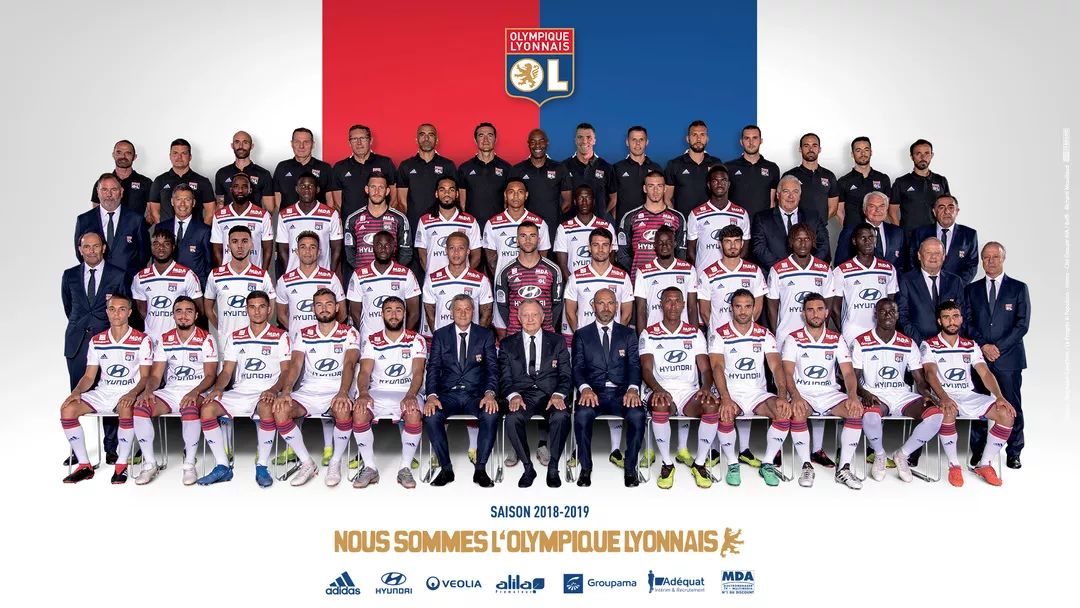 维希涅夫斯基：主场对阵荷兰是梦想，上场吃牌是因不懂规则（维希涅夫斯基：主场迎战荷兰如梦，上场染黄因规则不熟）