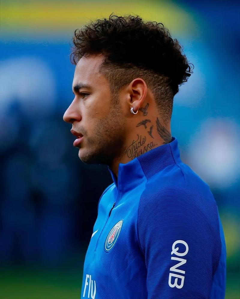 瓜迪奥拉痛陈罗德里缺席之苦：曼城防守危机能否挺过寒冬？（罗德里缺席成瓜帅之痛，曼城防线危机能撑过这个寒冬吗？）