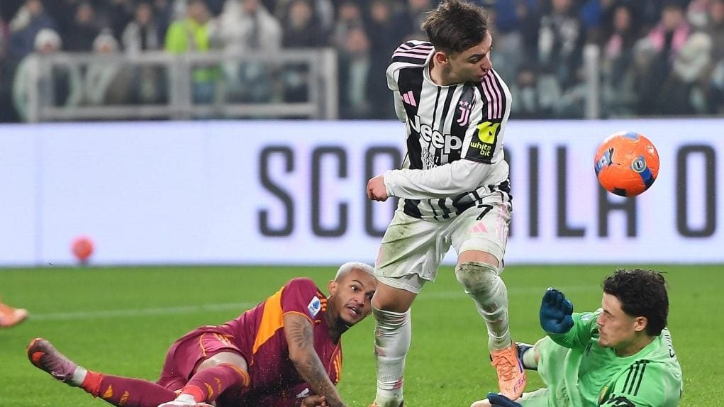 图赫尔：贝林厄姆被换下时很沮丧？因为他有一张黄牌（图赫尔解释贝林厄姆被换不悦：因已身背黄牌）