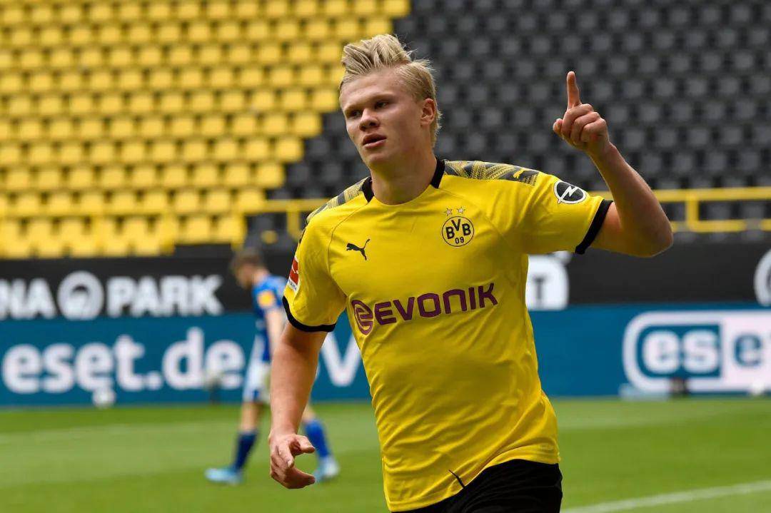 法尔克：若温哥华白浪夺冠穆勒将获30万欧，奖金和在拜仁一样（法尔克：温哥华白浪若登顶，穆勒将拿30万欧奖金，与在拜仁相同）