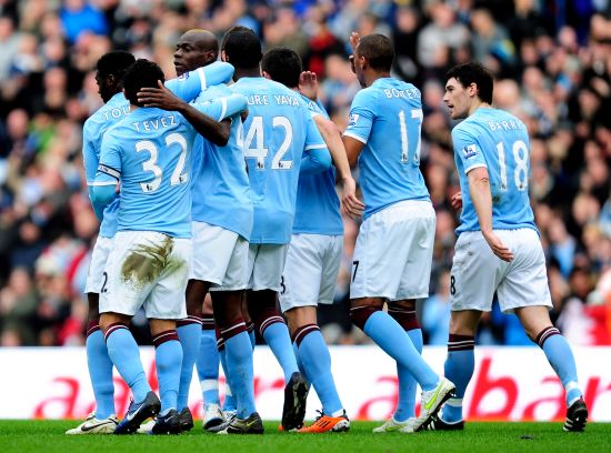 本菲卡旧将路易松晒照说在学习，照片显示他问AI足球总监职责（本菲卡名宿路易松晒学习照：向AI请教足球总监的职责）