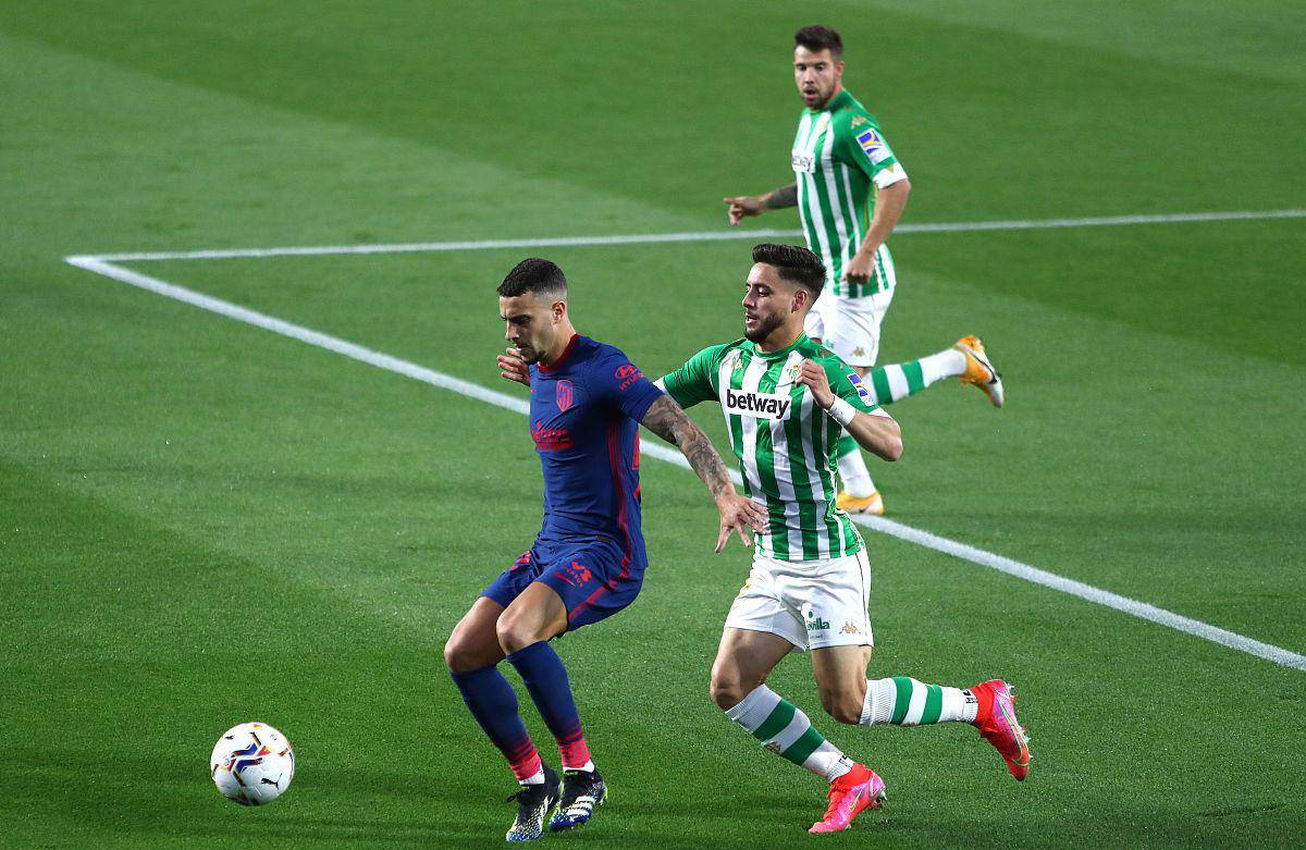 TA：阿森纳后卫本·怀特腿筋受伤，预计将休战至少一个月（据TA报道，阿森纳后卫本·怀特腿筋受伤，预计至少缺阵一个月）