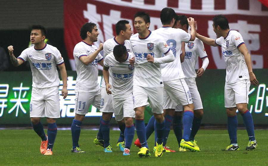 弗兰克：我和保罗之间渊源颇深，这不是一次简单的沟通（弗兰克：与保罗渊源已久，此次交流并非寻常）