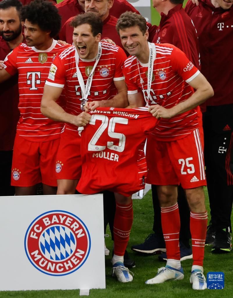 阿连德：这是我第一次拿冠军，也是我第一次戴帽，我很满意