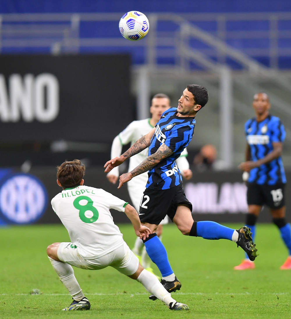 科尔：我们的掩护方式现在看不一定独特，但在六七年前是的（科尔：如今我们的掩护未必独特，六七年前却独树一帜）