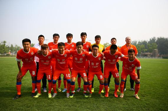 新赛季拿2份薪水的5大球星：利拉德躺赚6823万美元，艾顿白菜价（新赛季双薪在手的五大球星：利拉德躺收6823万美元，艾顿合同堪称白菜价）