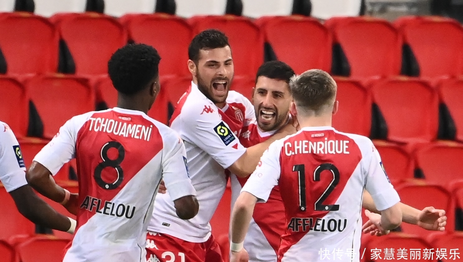 哈登在比赛中超越安东尼，进入NBA历史得分榜前十，成为首位2009届进入前十的球员，距30000分仍需1710分。（哈登超越安东尼跻身NBA历史得分前十，成2009届首人，距3万分还差1710分）